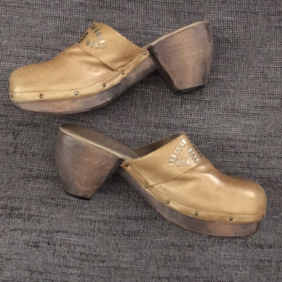 calleen cordero clogs